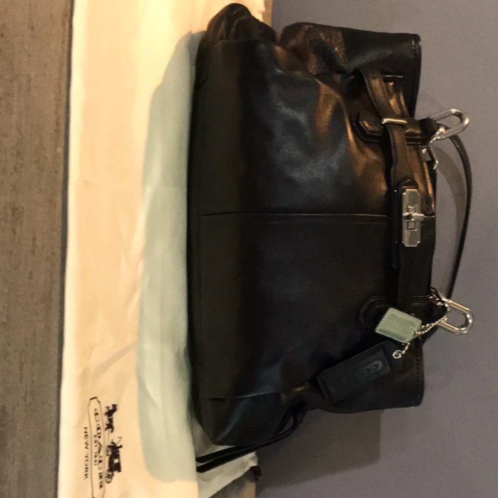 Coach Carryall 17811 Jayden purse